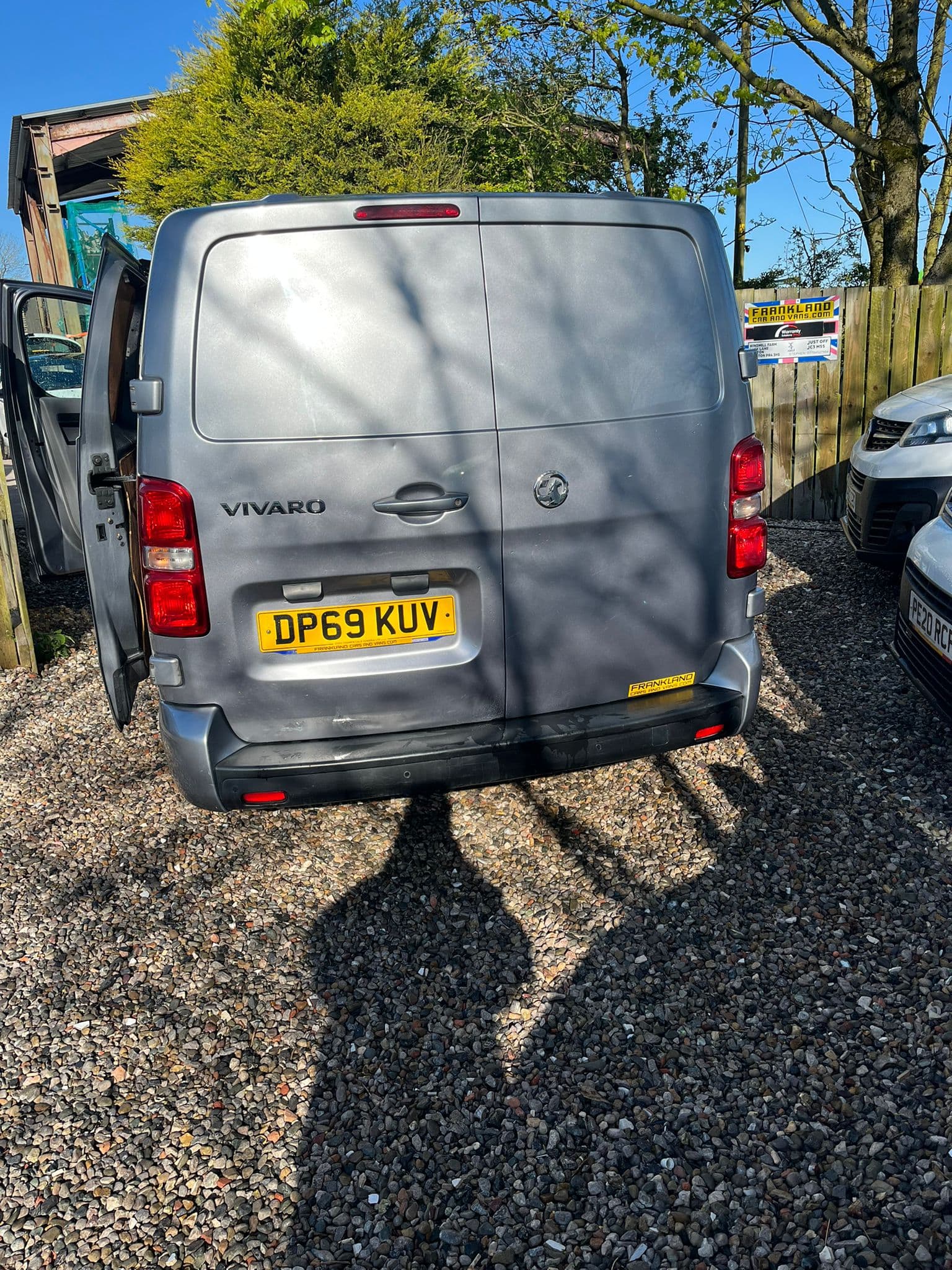 Vehicle image 6 of 21