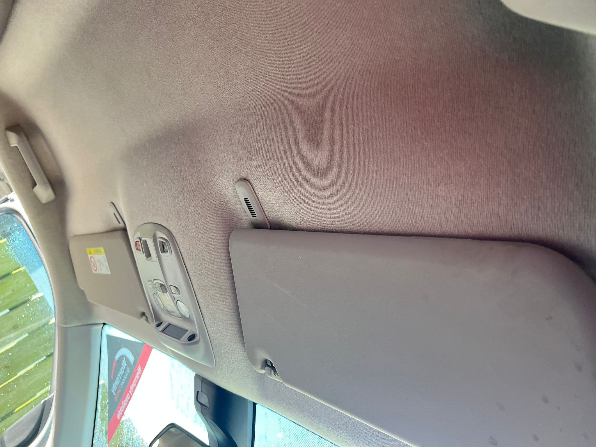 Vehicle image 15 of 21