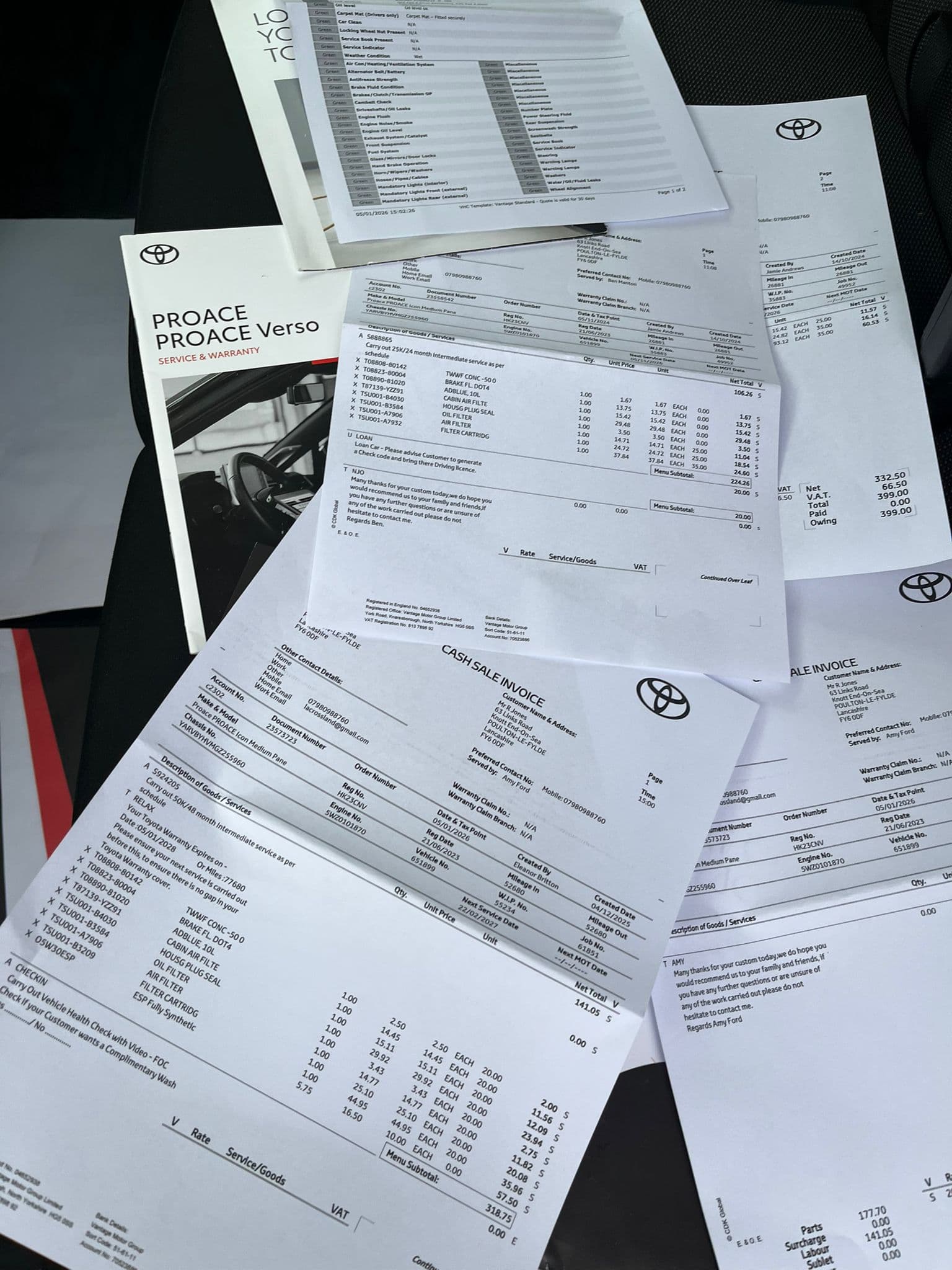 Vehicle image 19 of 21