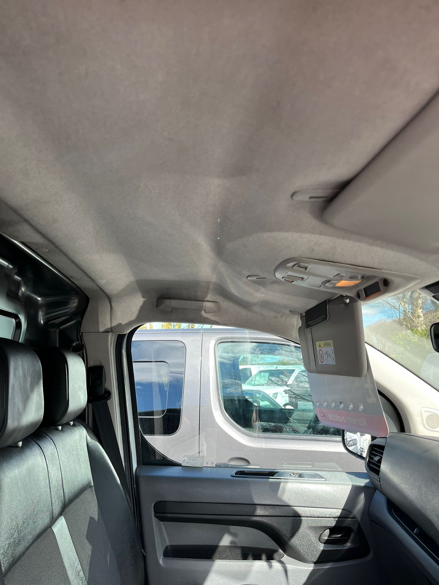 Vehicle image 12 of 32