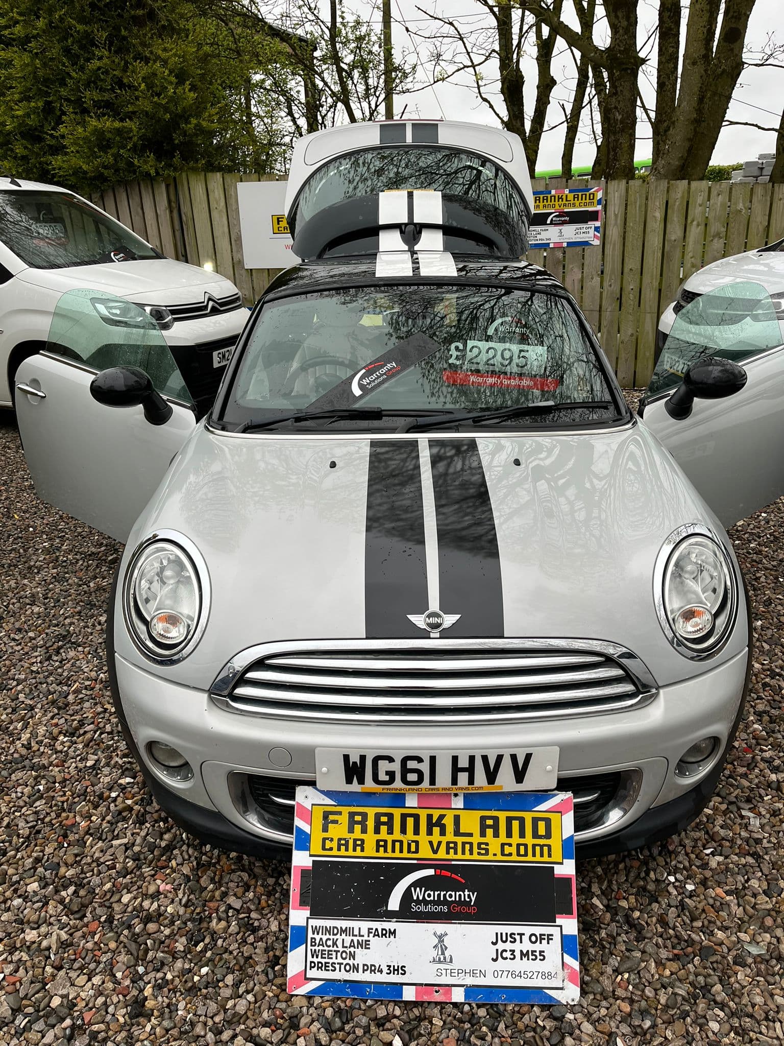 Vehicle image 14 of 16