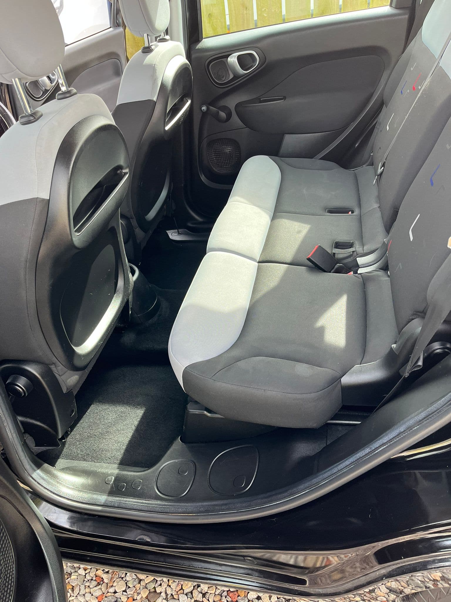 Vehicle image 10 of 38