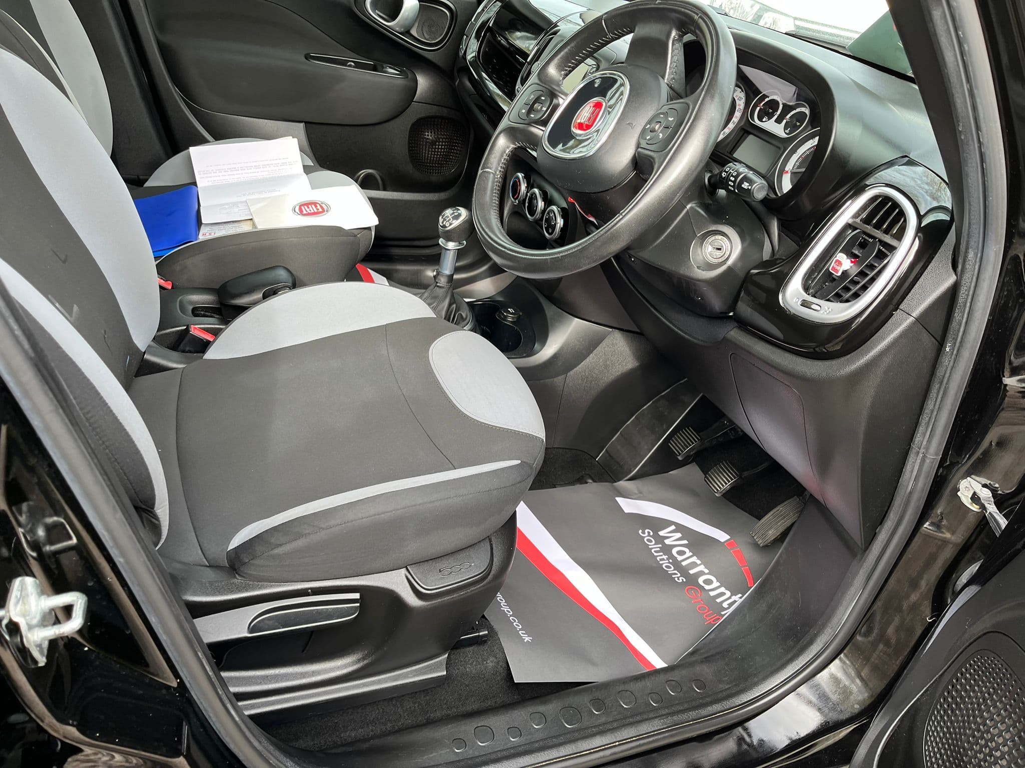 Vehicle image 28 of 38